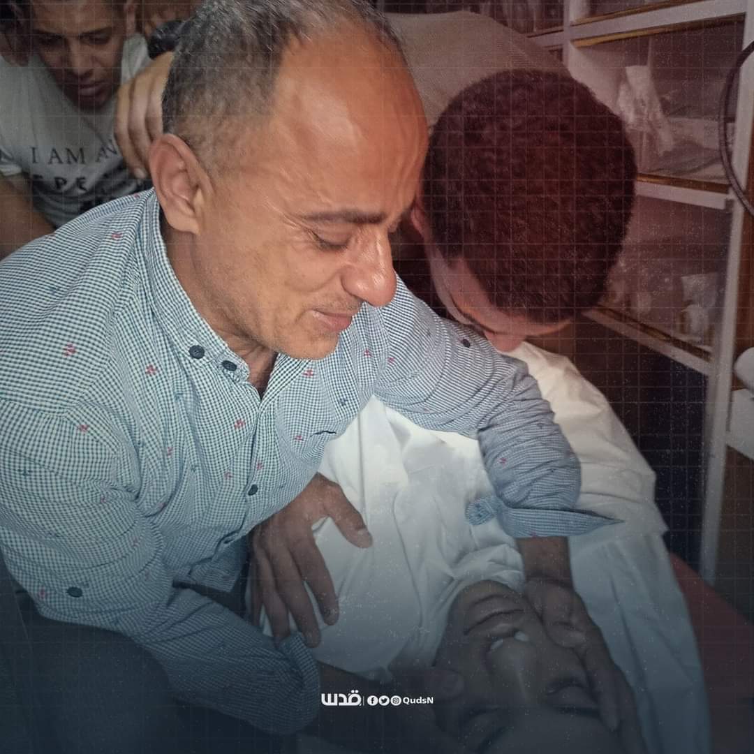 Pictures & Video| Palestinians participate in funeral of freedom fighter killed by Israeli forces