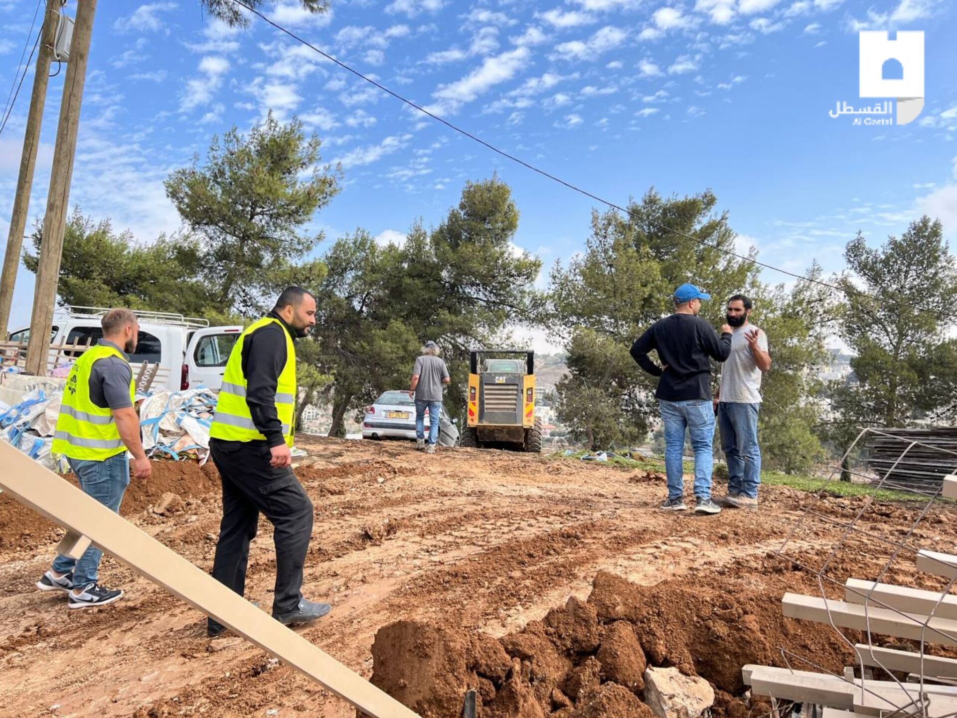 Pictures| For over week, Israeli forces demolish, sabotage Al-Yusufiya Cemetery in Jerusalem