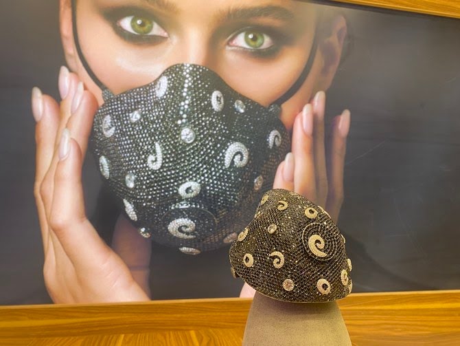 Israeli jewelry company participates in Riyadh Season