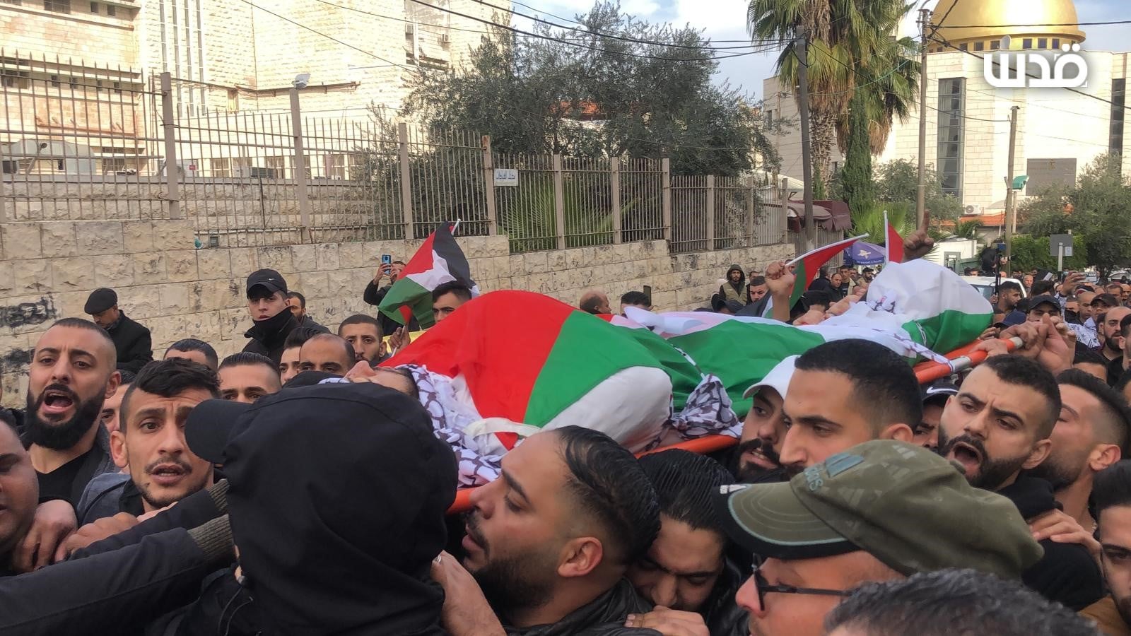Pictures| Angry crowd takes part in funeral of Palestinian man shot dead by Israeli forces in Nablus