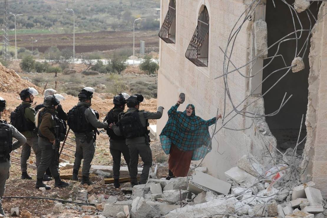 Statistics: 'Israel' demolished 950 West Bank, Jerusalem structures in 2021