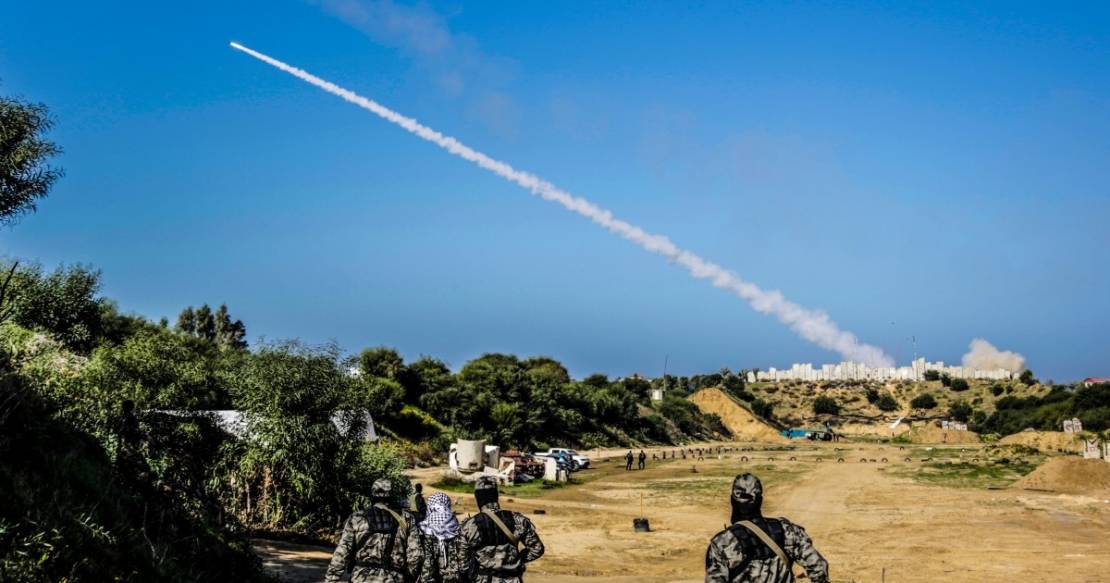 Resistance to conduct large-scale military manoeuvres