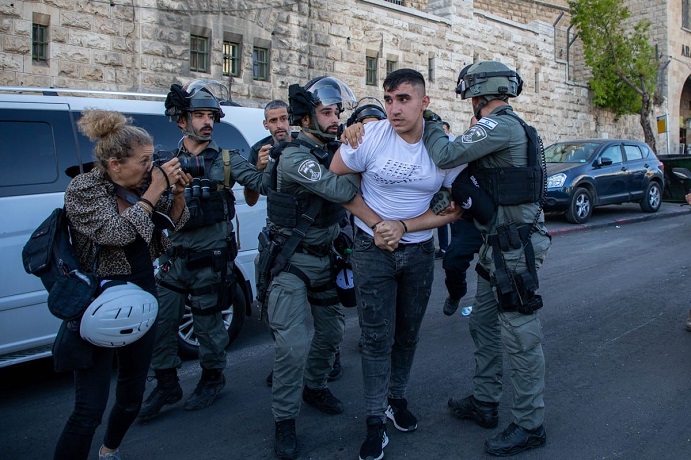 Israeli forces arrest 13 Palestinians in occupied Jerusalem