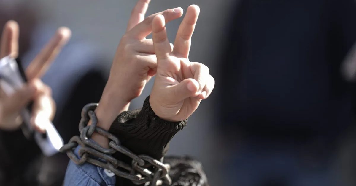 On Mother’s Day… ‘Israel’ holds 10 Palestinian mothers in its jails
