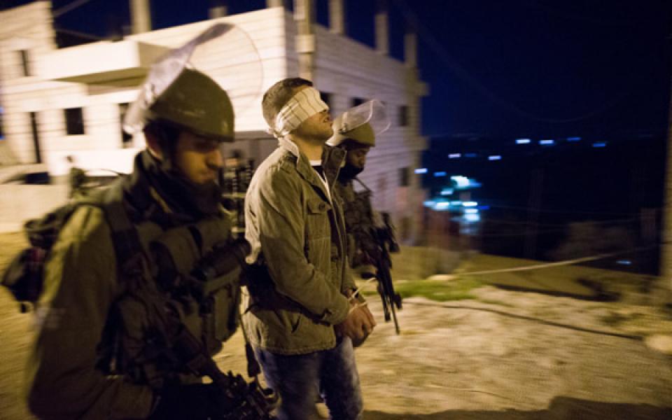10 Palestinians detained by Israeli forces across occupied West Bank