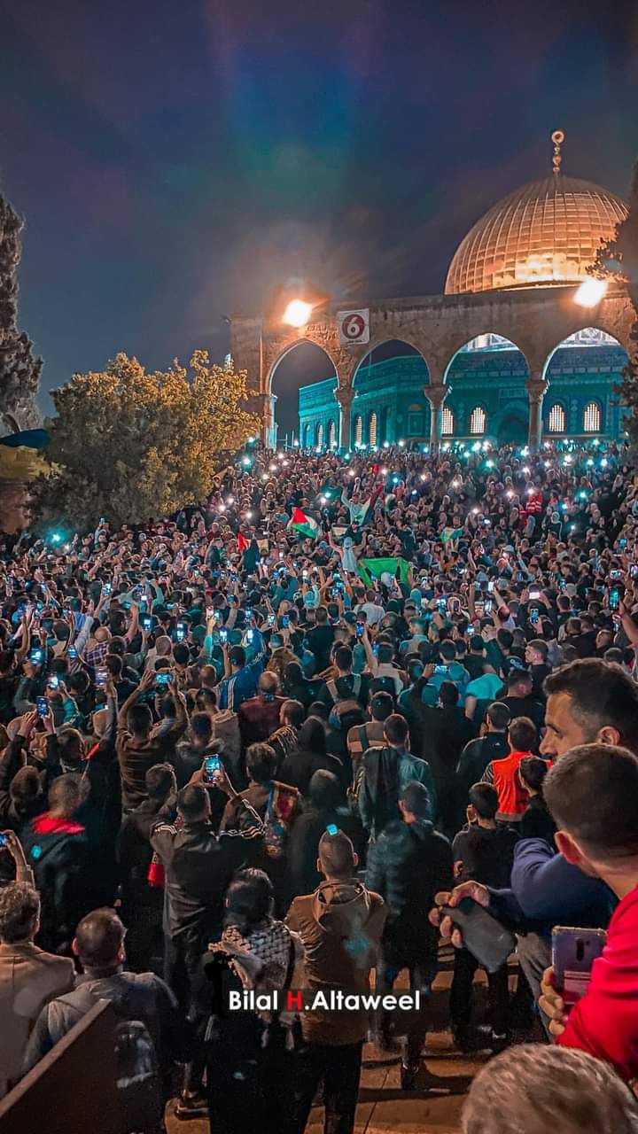 PICTURES| 250,000 Muslim worshipers mark Laylat al-Qadr at Al-Aqsa