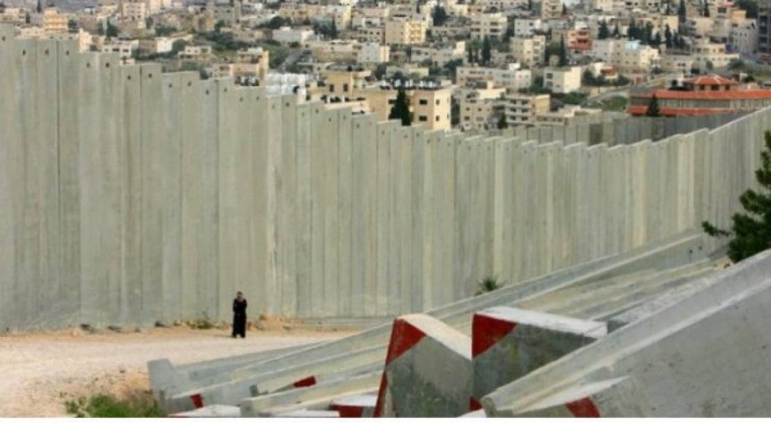 ‘Israel’ accelerates building of separation wall which stretches from Umm al-Fahm into Jerusalem