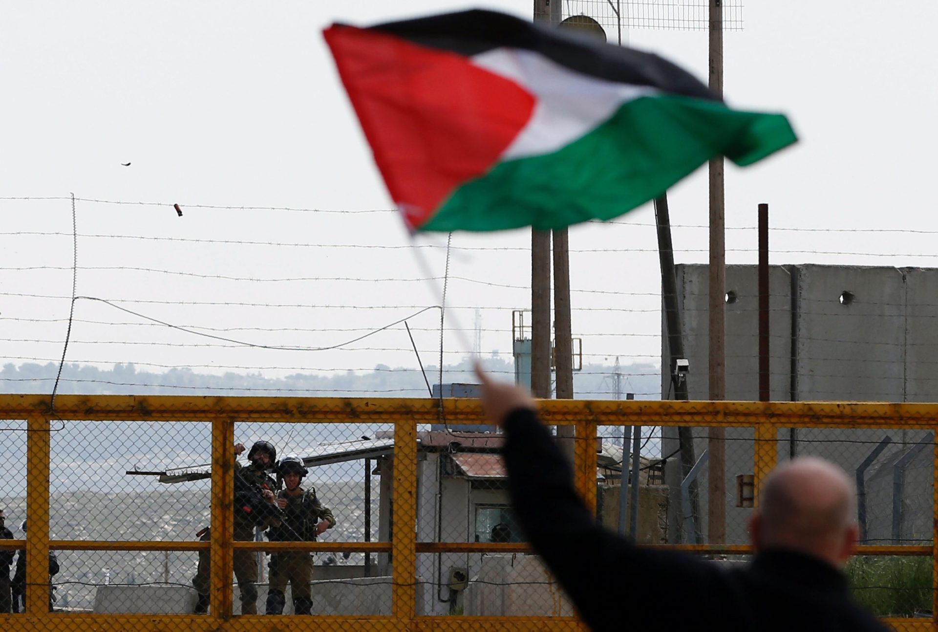 Palestinian detainees start protest actions against Israel’s punitive measures