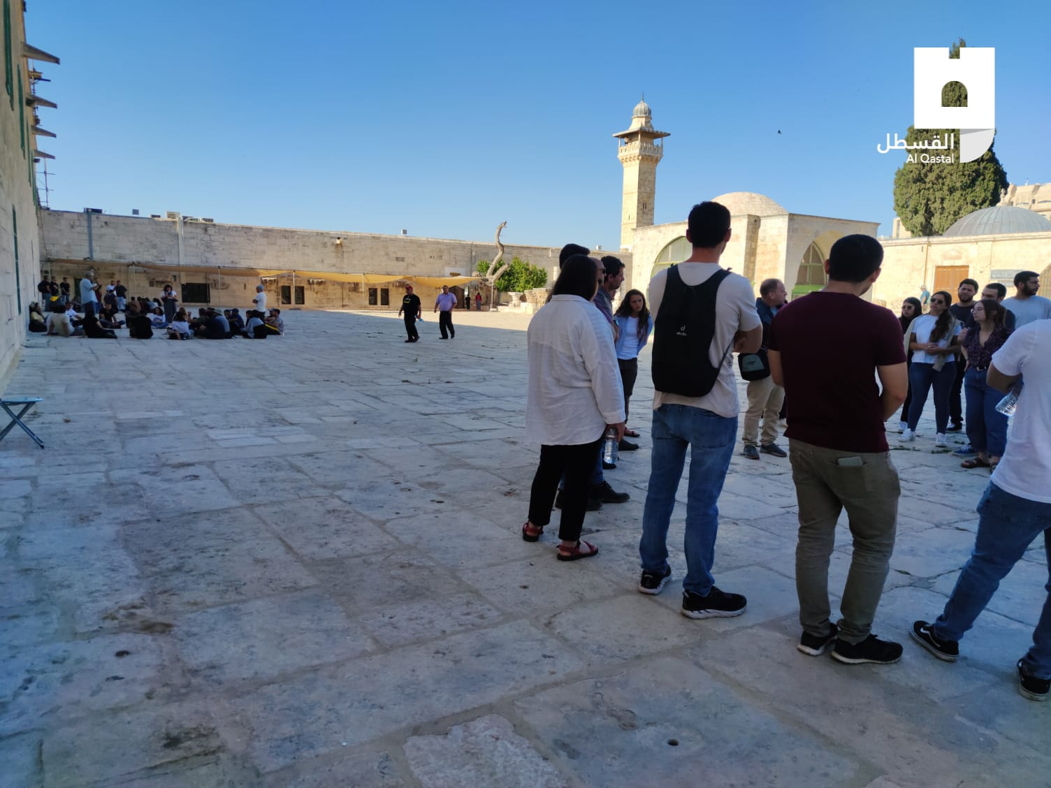 Guarded by Israeli forces, dozens colonial settlers storm Jeruslaem’s Al-Aqsa