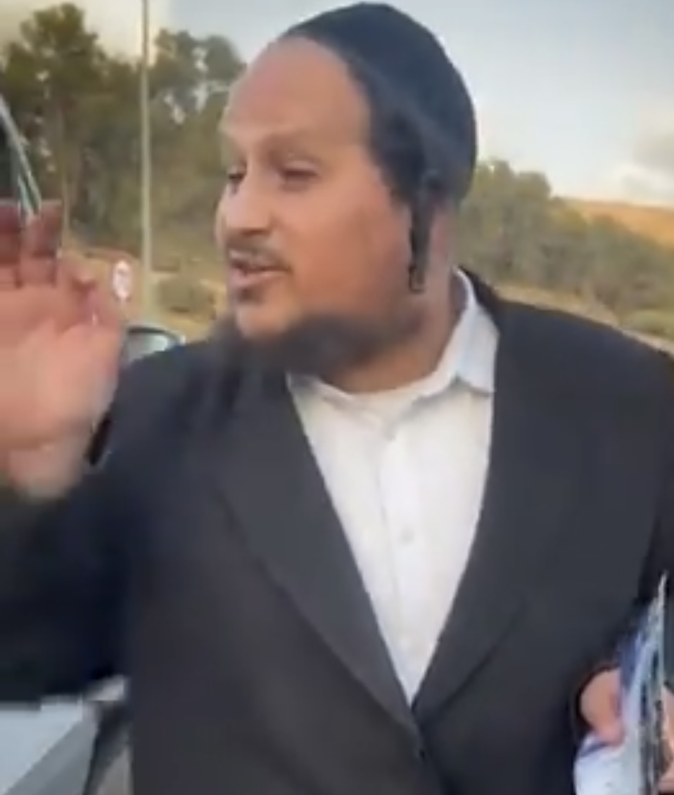 VIDEO| Israeli man says he wants land to be returned to Palestinians