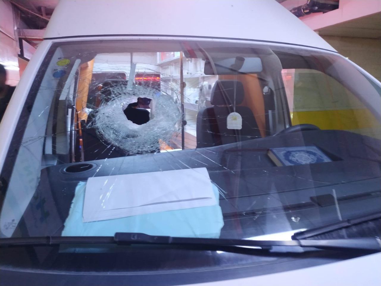 MOH: Sick Palestinian child in ambulance attacked by Israeli settlers arrived at ICU 3 hours late