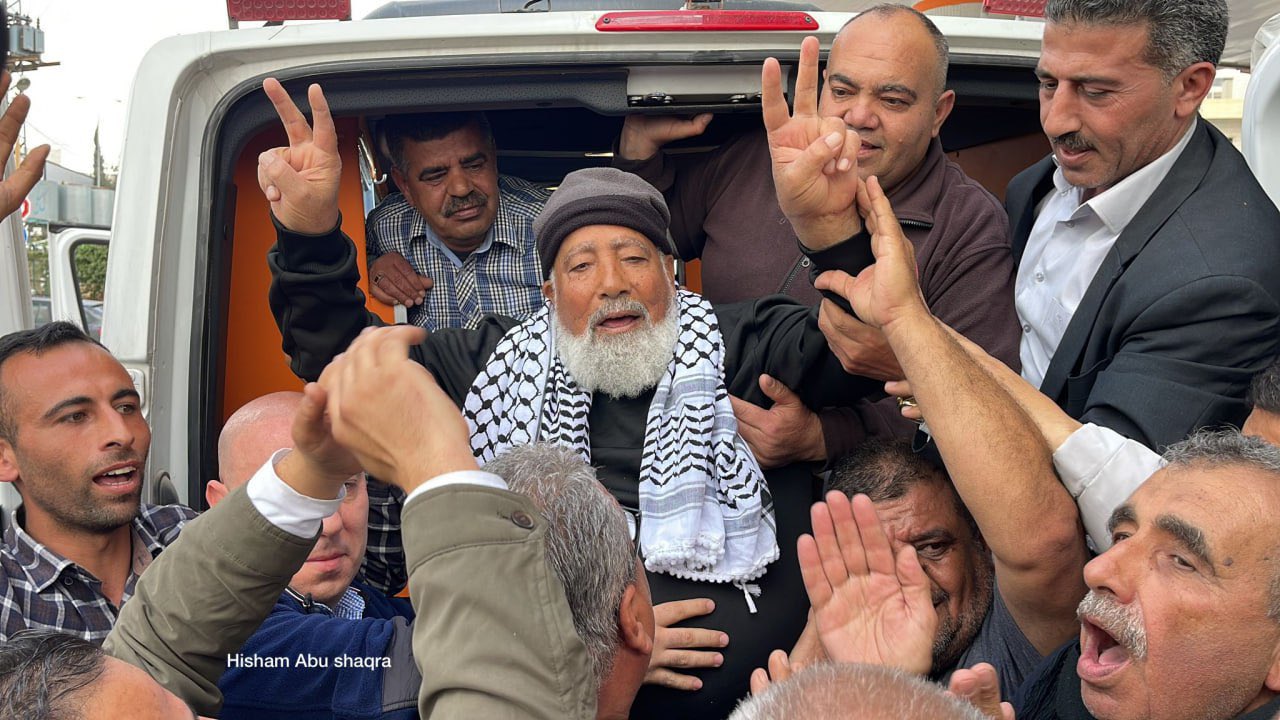 After 17 years in Israeli prisons, oldest Palestinian prisoner released
