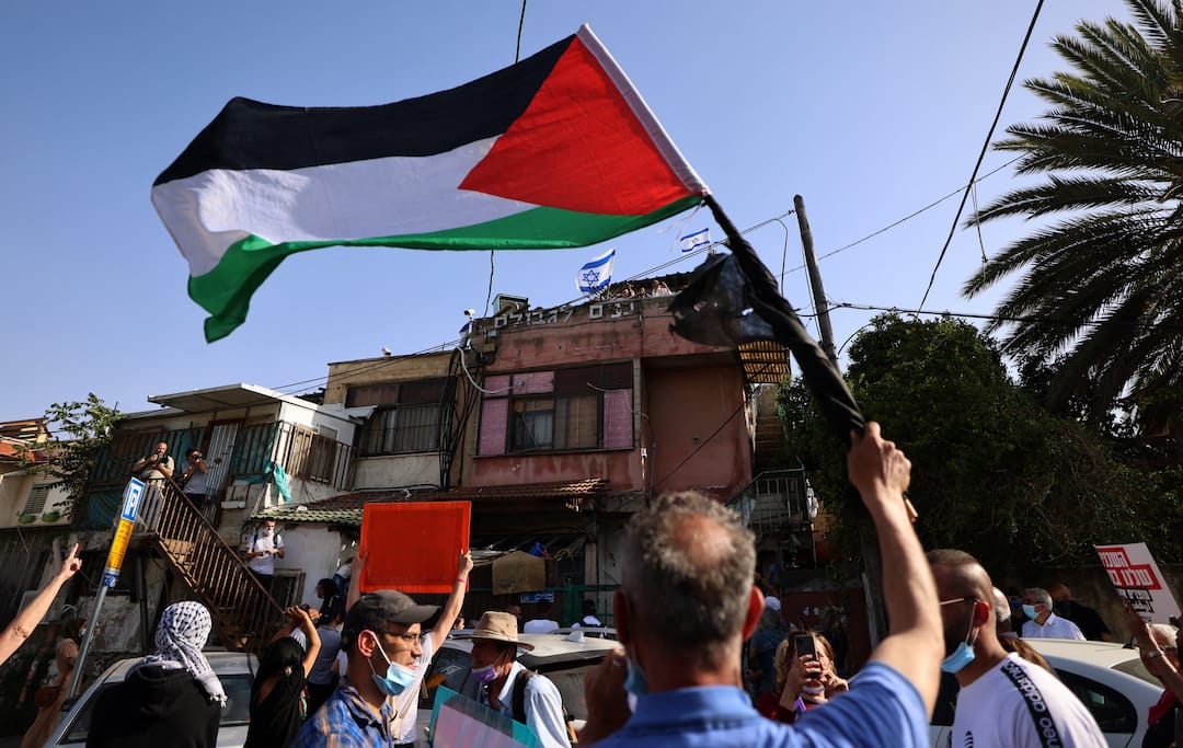 18 Democrats vote against resolution omitting two-state solution