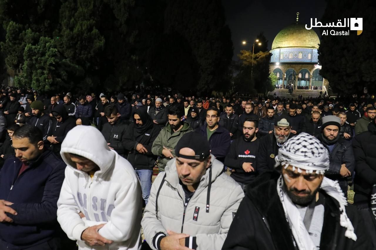 On 22nd day of Ramadan, 35,000 Palestinians attend Taraweeh prayers at Jerusalem’s Al-Aqsa