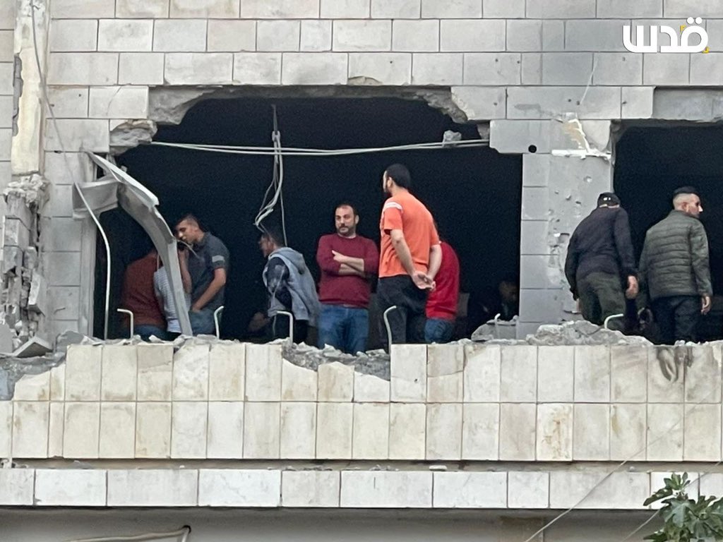 Israeli forces blow up Palestinian prisoner house as punitive measure in Nablus