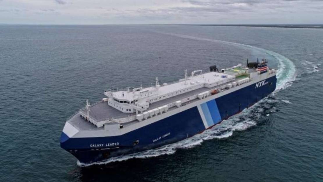 What is the only Arab country participating in U.S. alliance to prevent Houthi attacks on Israeli ships?