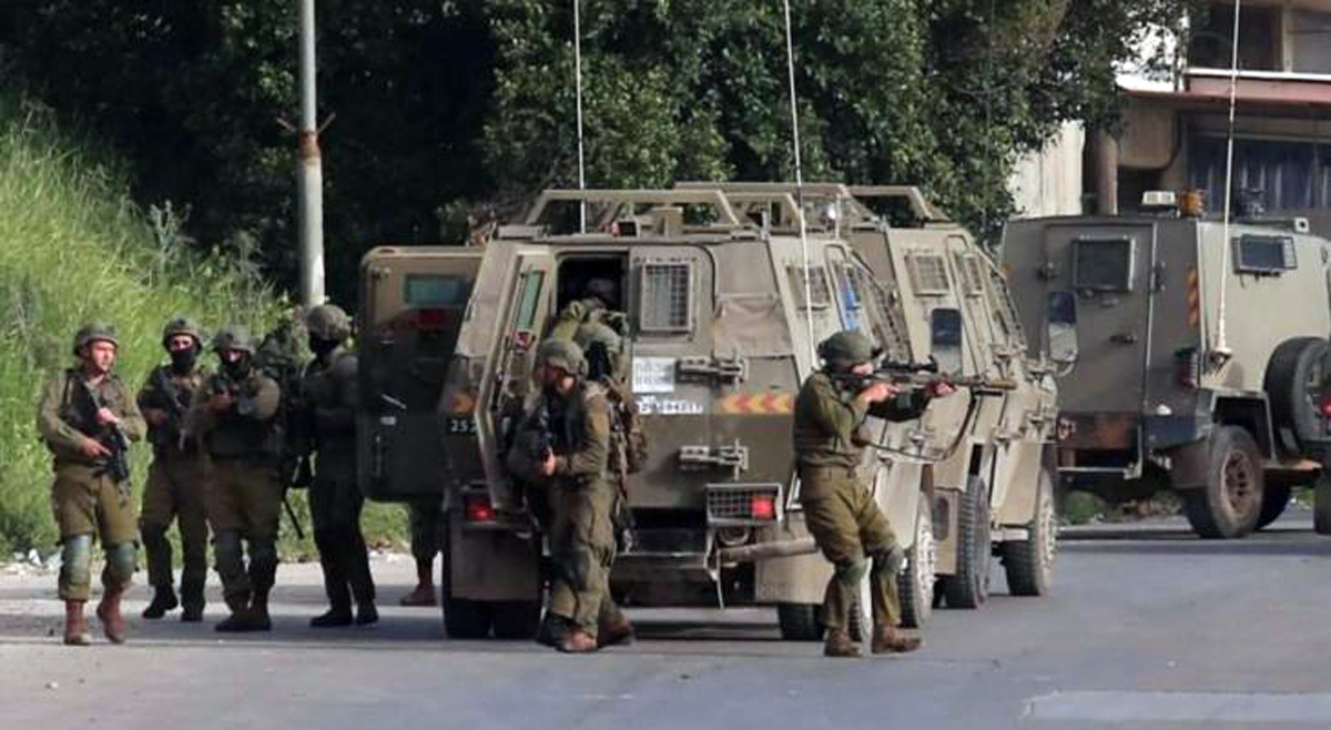 Israeli occupation forces arrest 40 civilians in widescale West Bank campaign