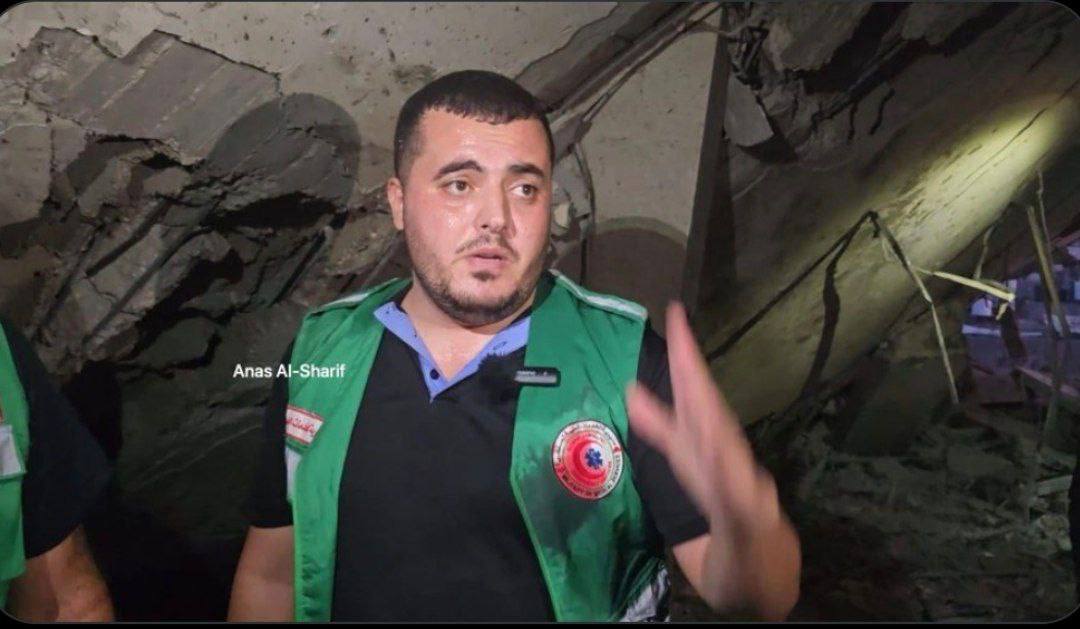 Video: Medic discovers own family members killed while responding to Israeli attack