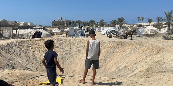 US 2000-pound bombs likely used in deadly Mawasi strike, say experts