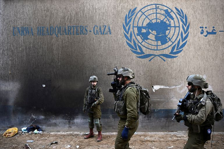 Seven Countries to UNSC: "We Deeply Deplore" Israel's Ban on UNRWA
