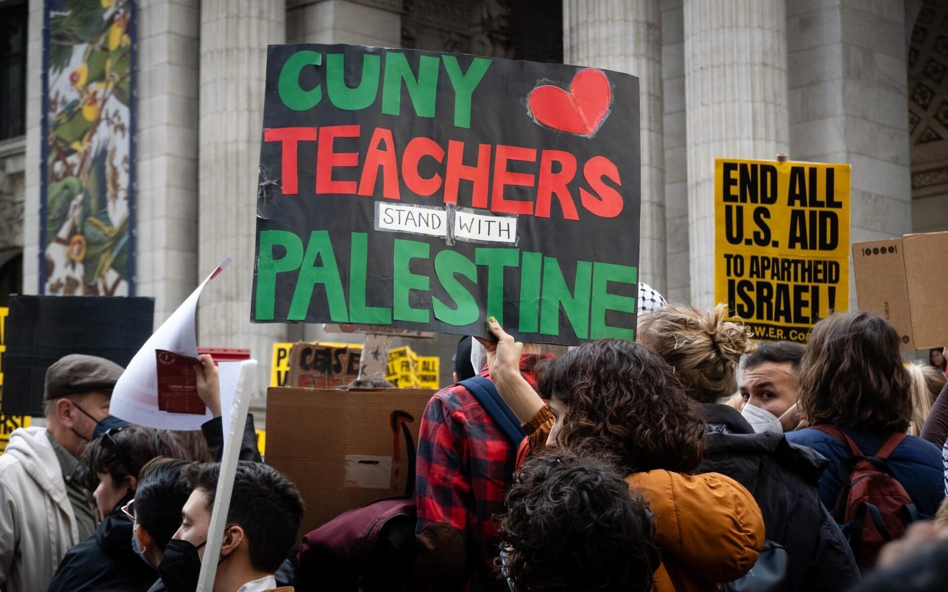 New York Governor Orders to Remove Palestinian Studies Job Listing at Hunter College