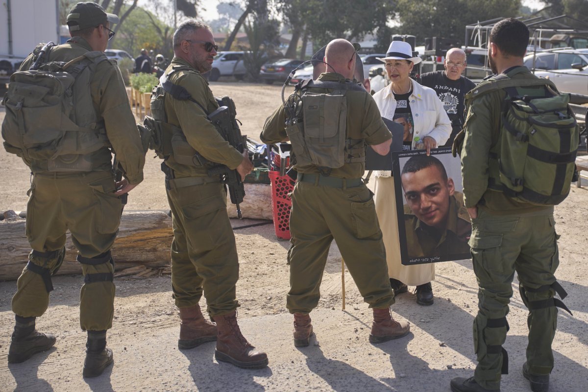 Israeli-American Soldier Edan Alexander Refuses to Meet Netanyahu, Thanks Trump After Release