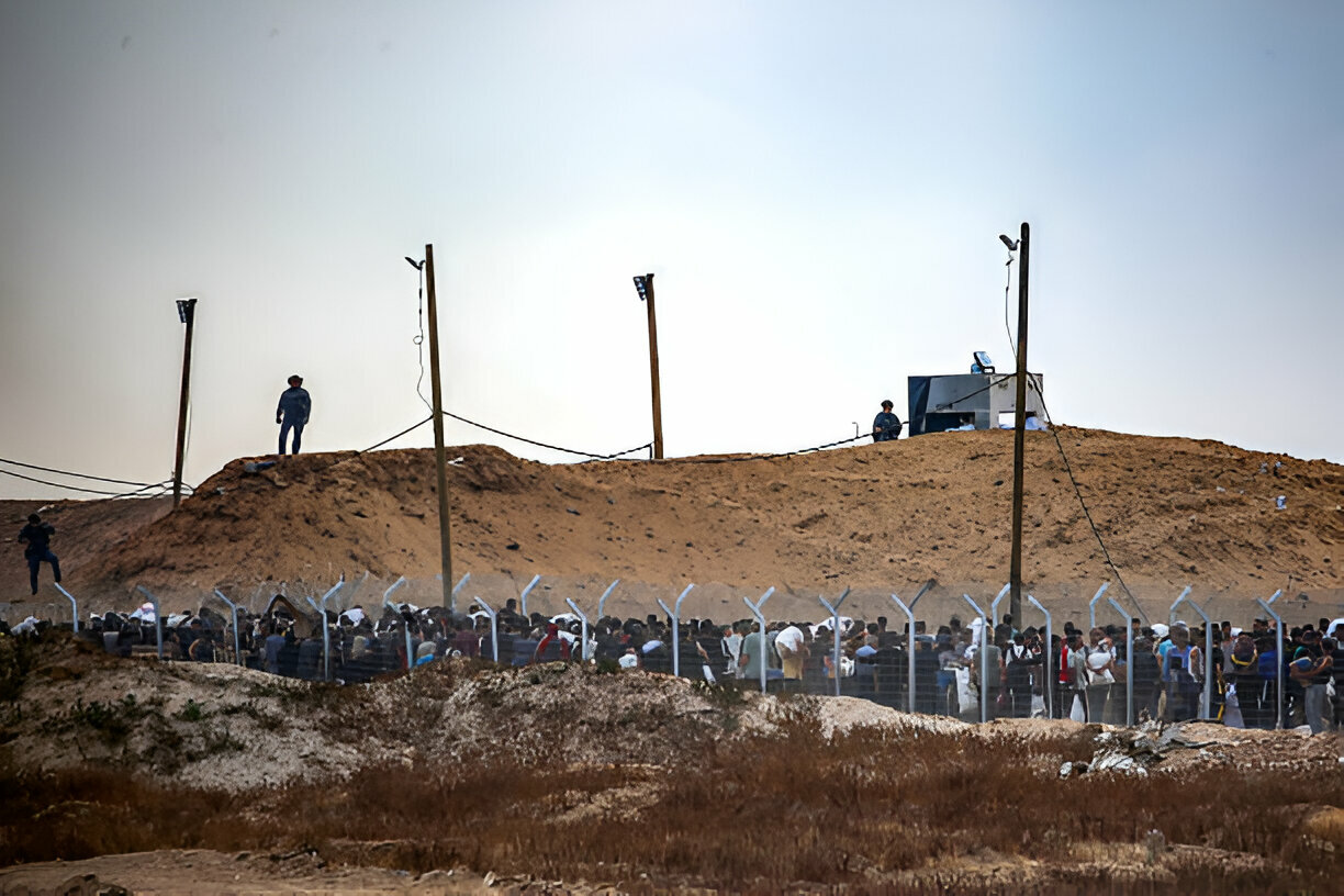 Dozens of Starved Civilians Killed or Injured in Israeli Attacks Near Gaza Aid Centers