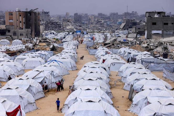 "If Exiting It Is Prohibited, Then It Is a Concentration Camp": Lapid Slams Israel's “Humanitarian City” Plan in Gaza's Rafah
