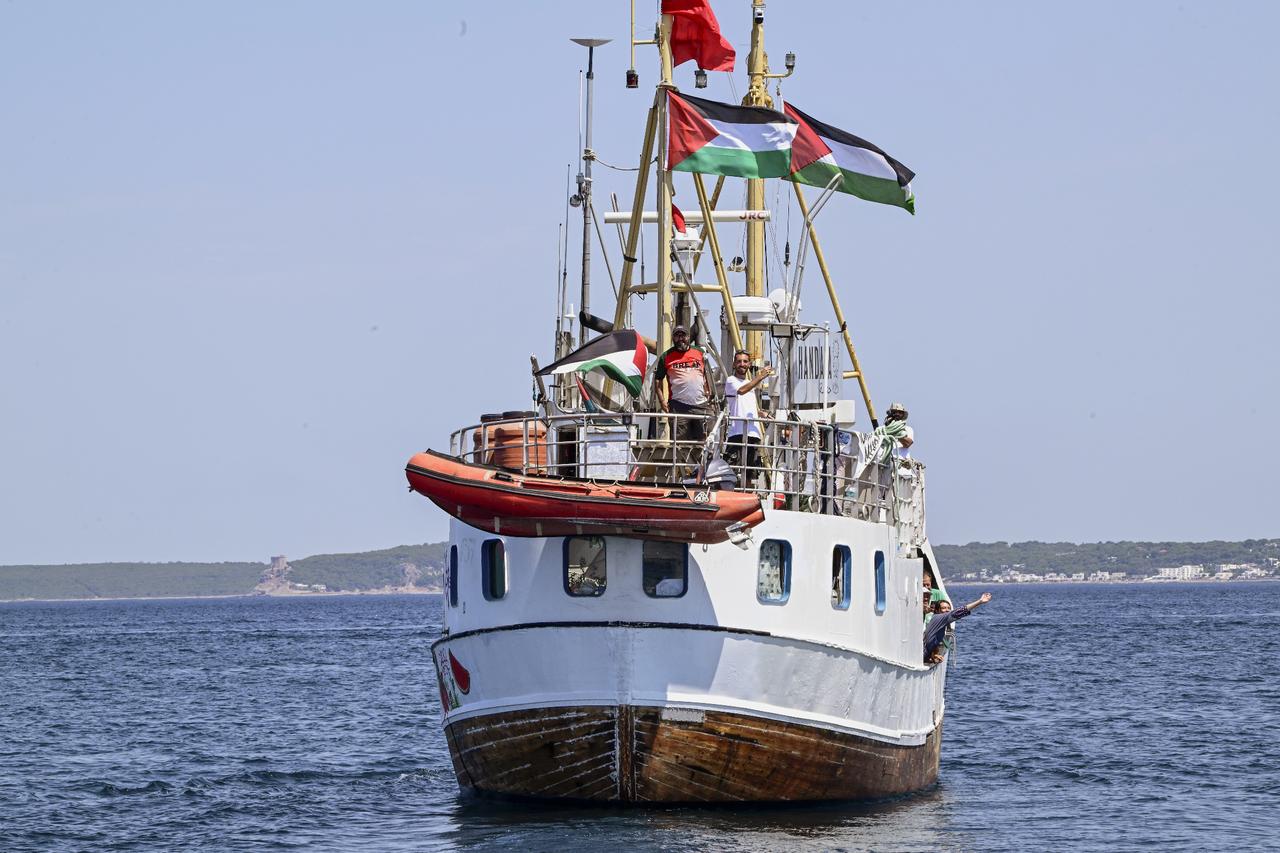 UK: HRF Files Complaint Against Israeli Naval Commandos Over Gaza-Bound Aid Ship Attack