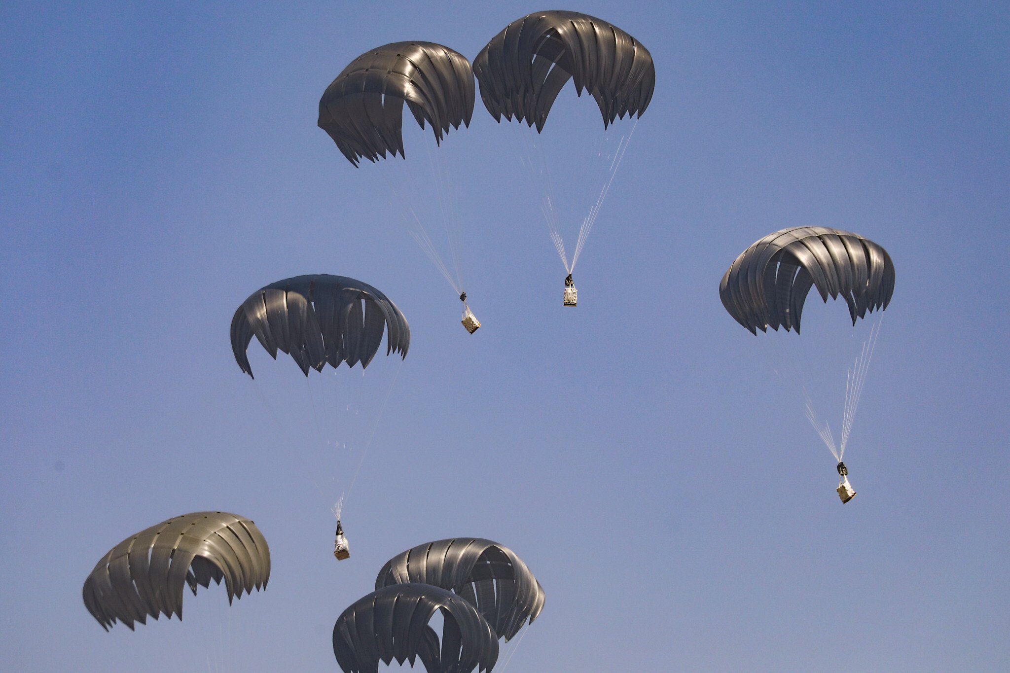 Video: Palestinian Child Crushed to Death by Falling Airdropped Aid Pallet in Central Gaza