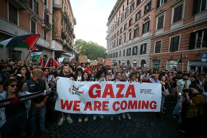 'Should We Declare War on Israel?': Italian Government Faces Growing Backlash Over Gaza Genocide