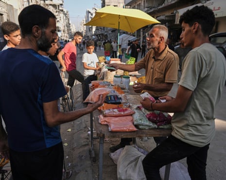 Israel Stocks Gaza Markets with Low-Nutrition, High-Calorie Foods