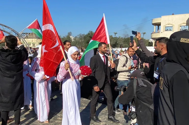 Video: Mass Wedding in Gaza Celebrates Life Amid Israeli Genocide