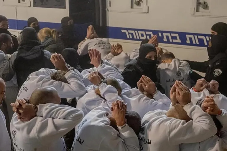 Israeli Media Reveals Final Draft of Bill to Execute Palestinian Detainees by Hanging