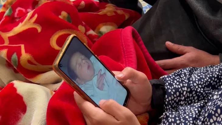 Gaza Baby Dies from Cold in Displacement Tent as Winter Death Toll Rises 