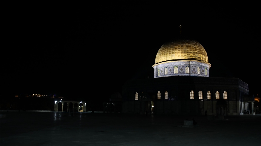 For the First Time, Al-Aqsa Mosque Stands Empty on Laylat al-Qadr as Israeli Forces Keep Islam’s Holy Site Closed