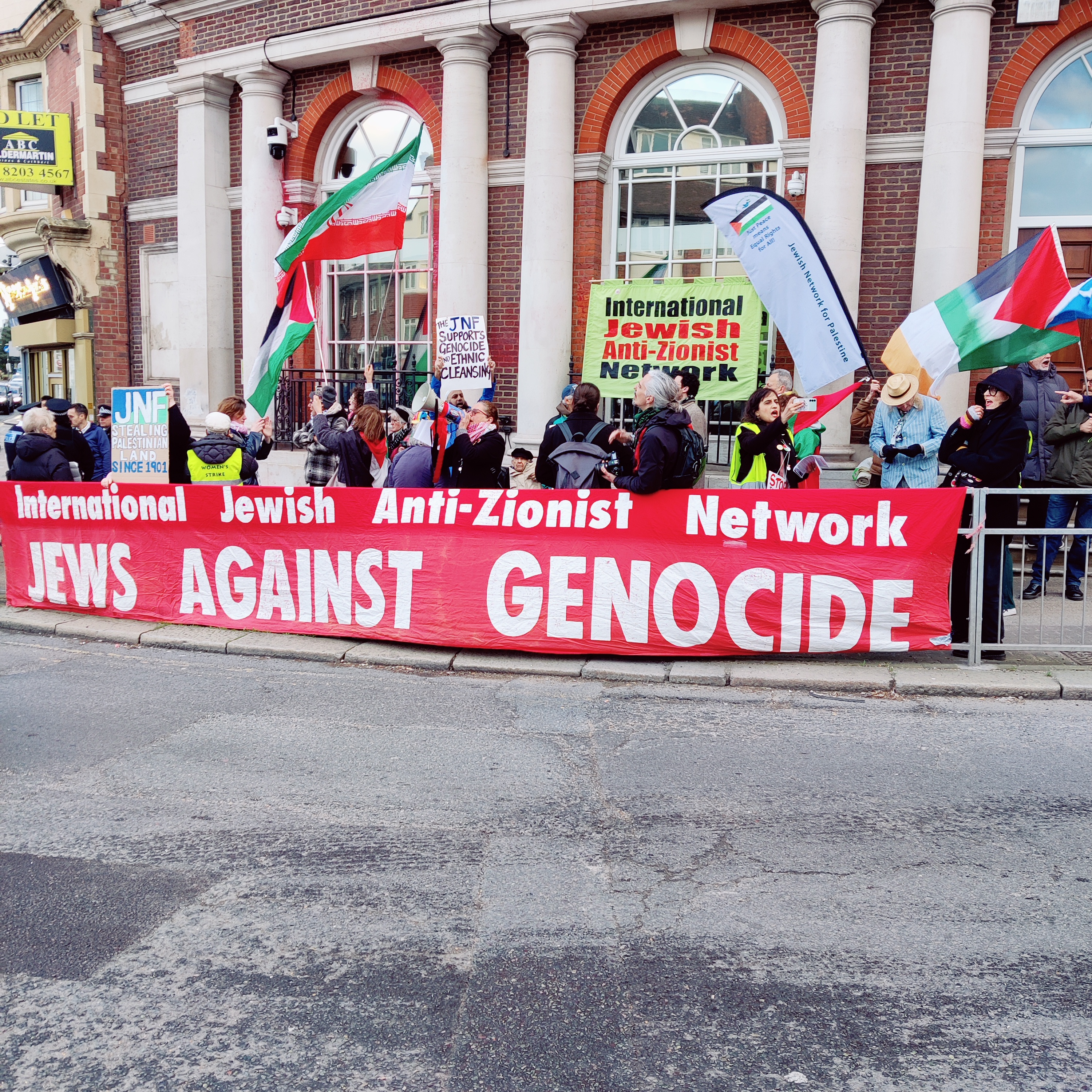 Pro-Palestine Group Protests Outside UK’s JNF HQ, Calls for Revocation of Charity Status Over Links in Israeli Apartheid and Genocide