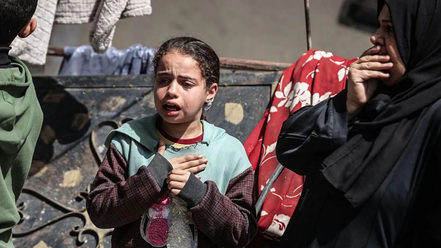 Israeli Strike on Gaza Café Kills Palestinian Journalist Despite Ceasefire