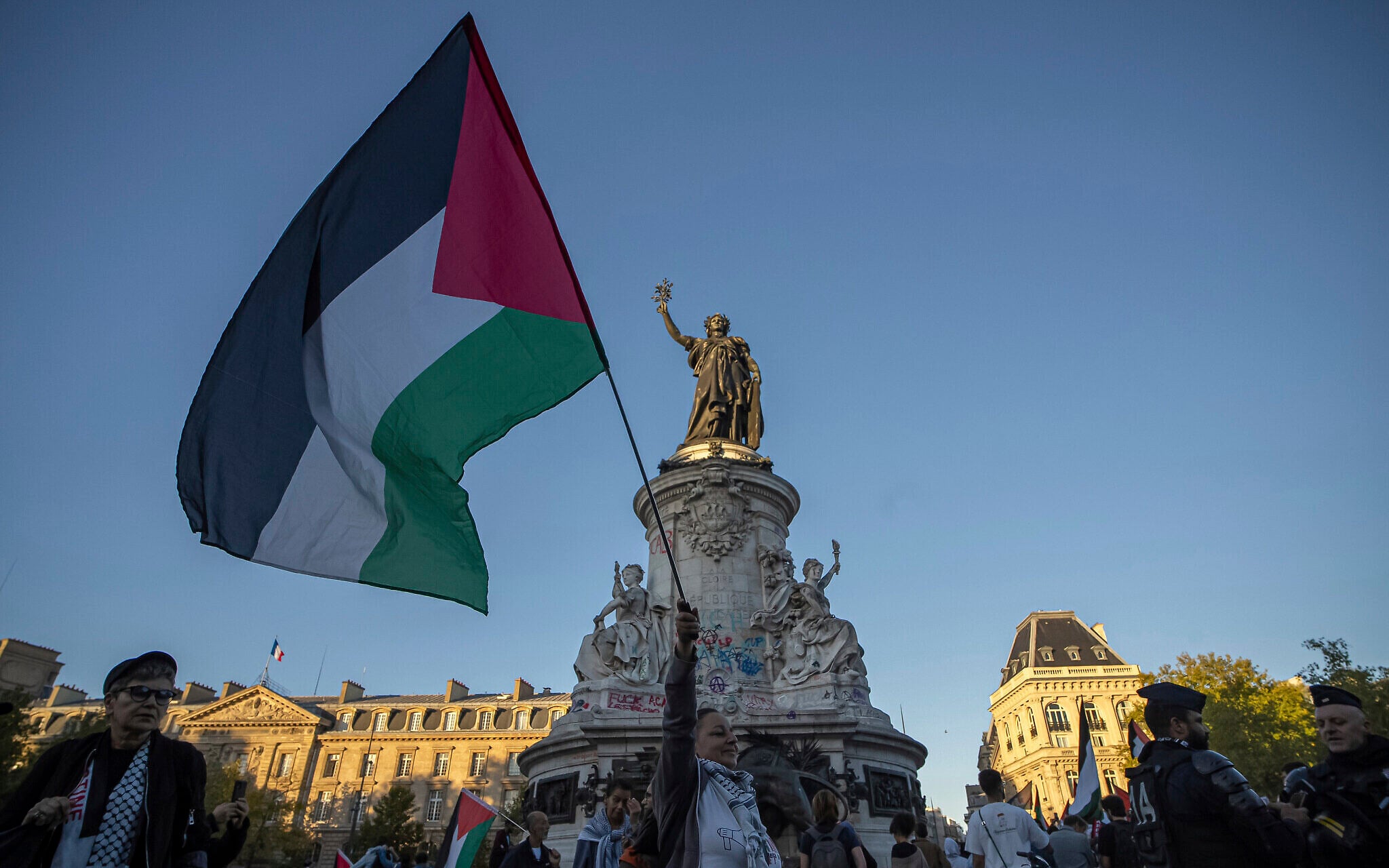 France and Sweden Urge EU to Raise Tariffs and Tighten Import Restrictions on Goods From Illegal Israeli Settlements in West Bank