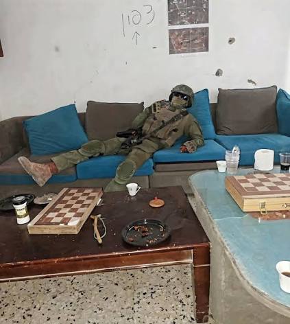 Haaretz Reveals Israeli Soldiers Loot Vast Amounts of Civilian Property From Southern Lebanon