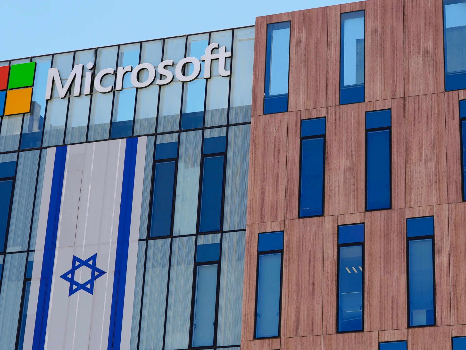 Microsoft Israel Chief Ousted After Probe Into Defense Ministry Ties and Azure Use by Israeli Military
