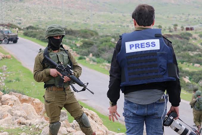 Israel Creates Special Unit to Monitor Foreign Journalists, Denies Entry to Critics of Occupation
