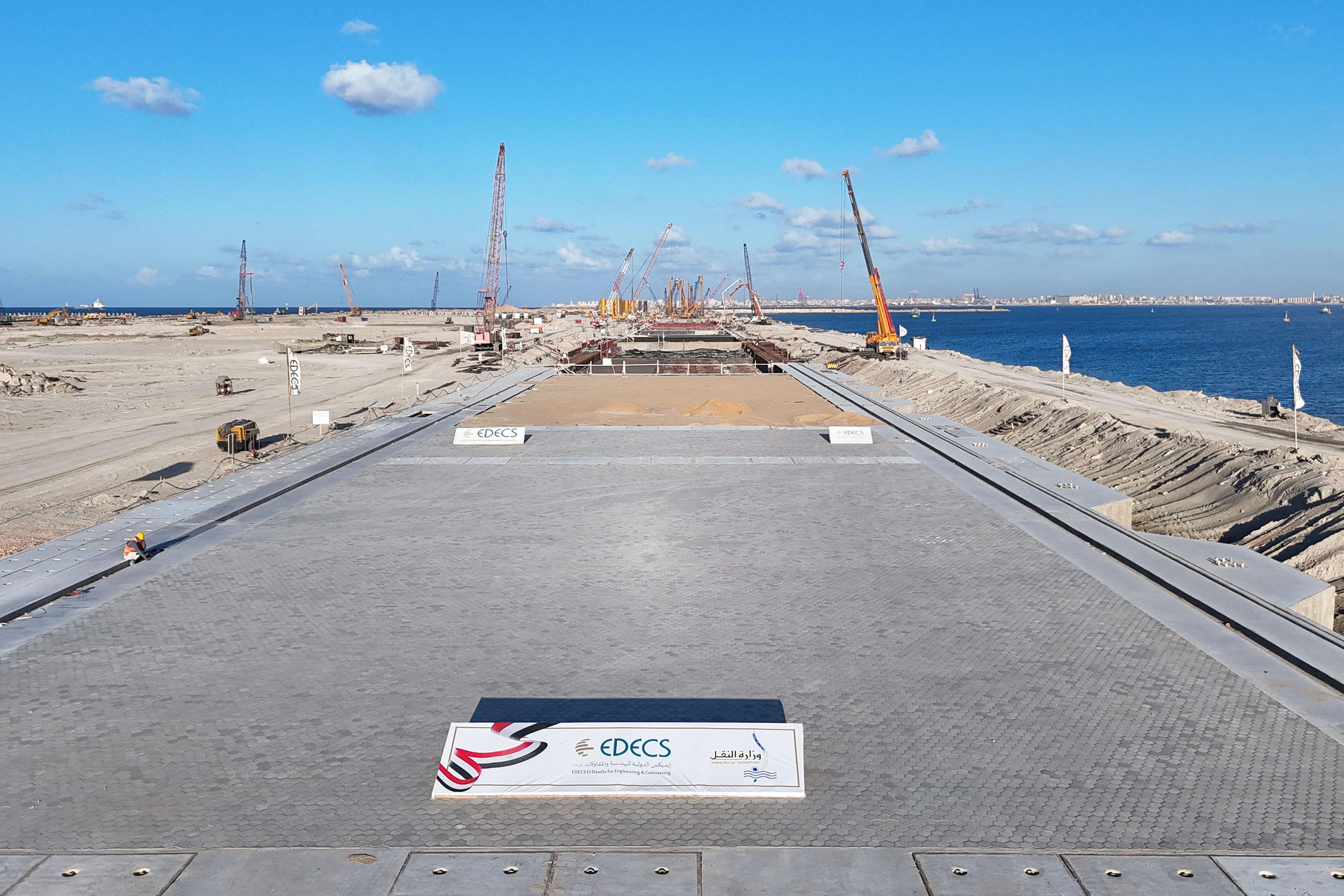 Construction of multi-purpose Terminal at Al-Dekheila Seaport, Berth 100 (Quay Wall)