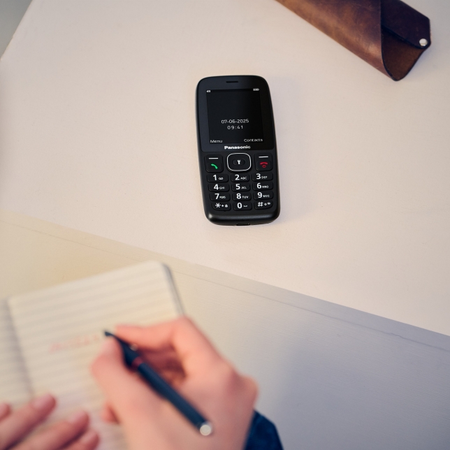 Мобільний телефон чорний  KX-TF400EXB