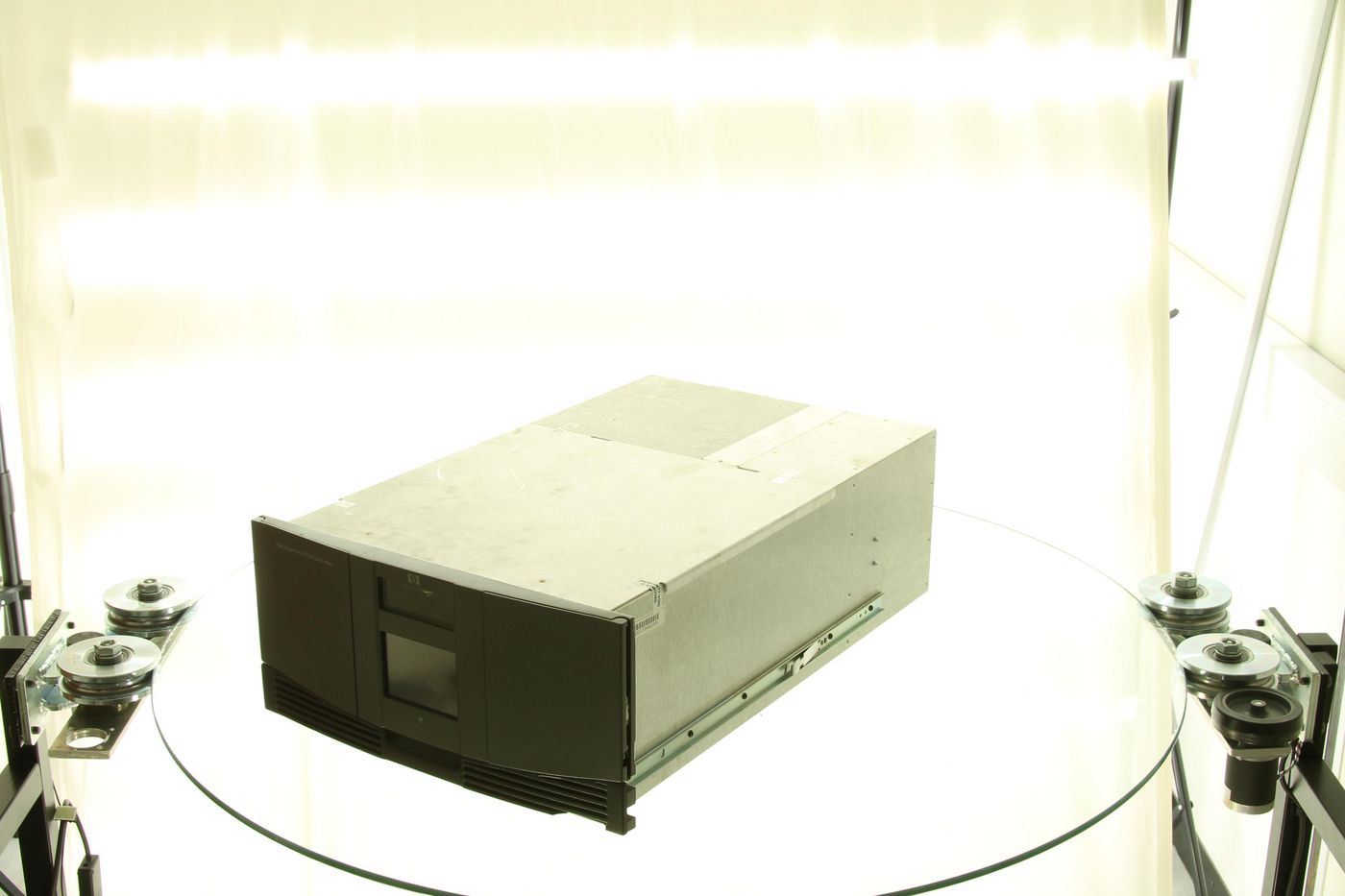 StorageWorks MSL5026S2