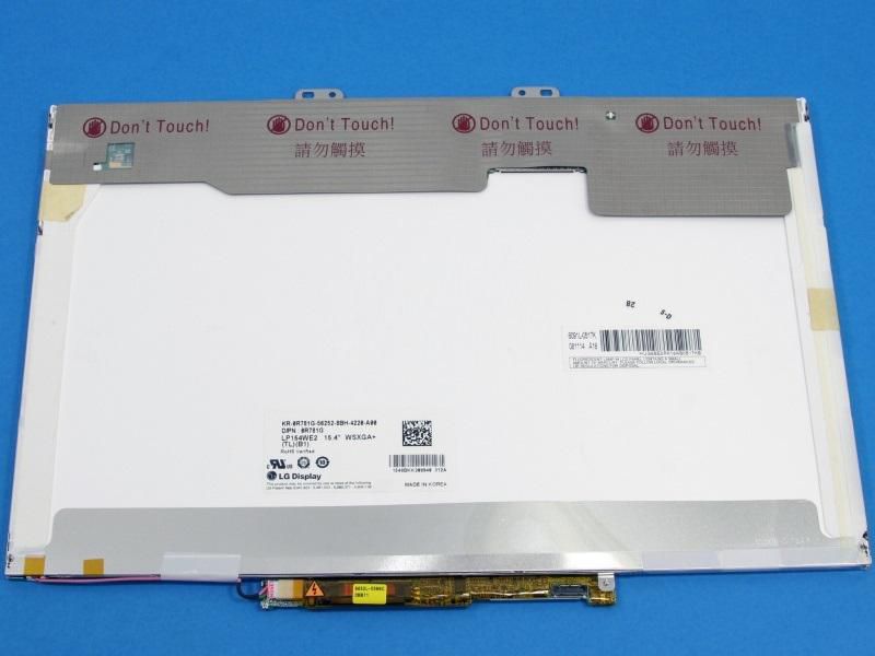 15,4" LCD HD Glossy