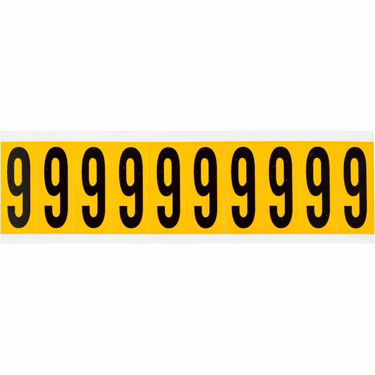 Identical numbers and letters 