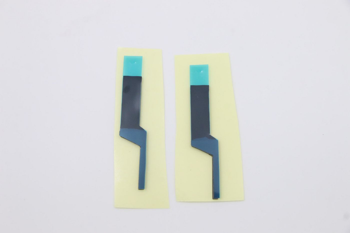 Клейка стрічка Serval-1 для