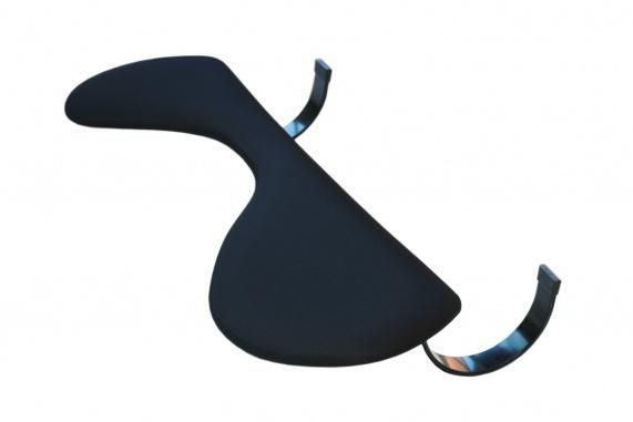 Підтримка під пахвами симетрична