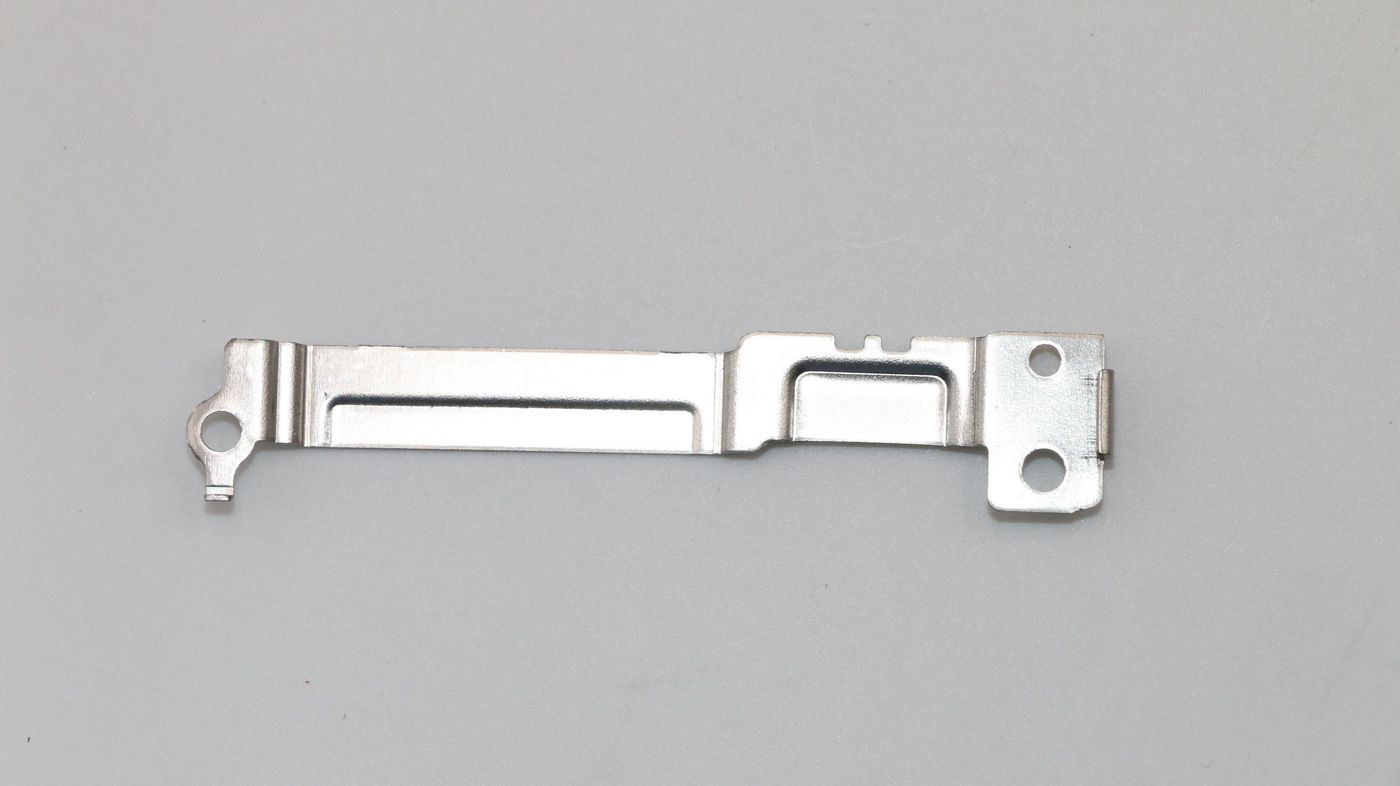 Docking connector bracket for